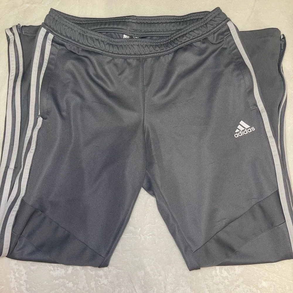 Adidas sweatpants - Picture 4 of 4